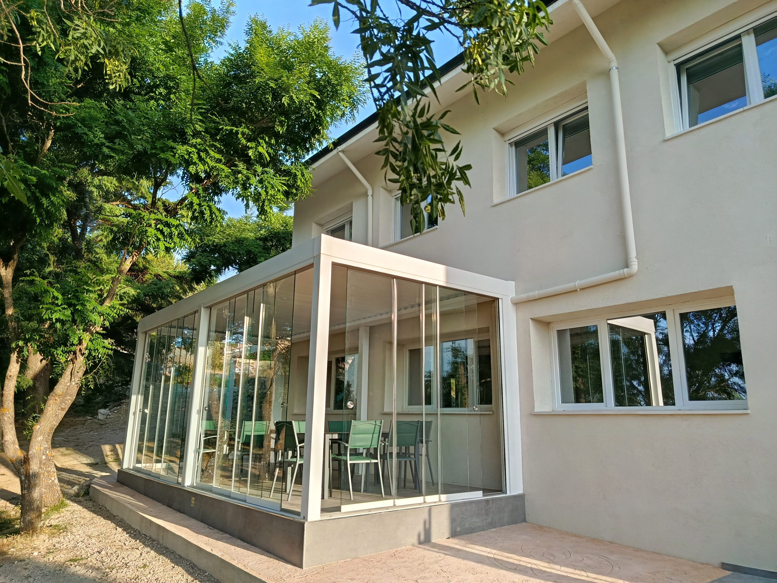 Pérgola comedor exterior